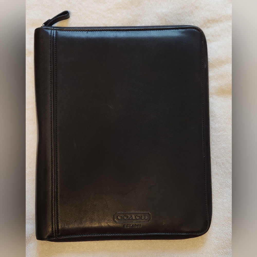 Vintage Coach Black Leather Zippered Portfolio